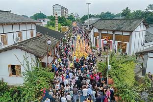 西媒：莫拉塔遭遇急性三叉神经痛，不过已经恢复球队合练